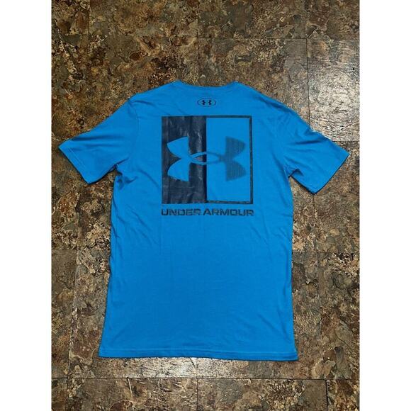 Under Armour Men’s Box Logo Short Sleeve Shirt Blue Size Small Loose Fit - Picture 2 of 8